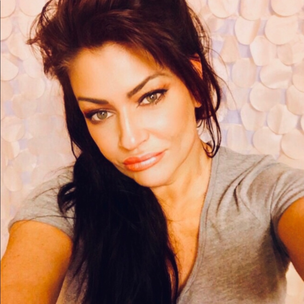 MyBeautyIs -2 FULL OUNCES OF DAY & NIGHT CREAM SERUM. Best on Planet EARTH 🌍 - Picture 10 of 13